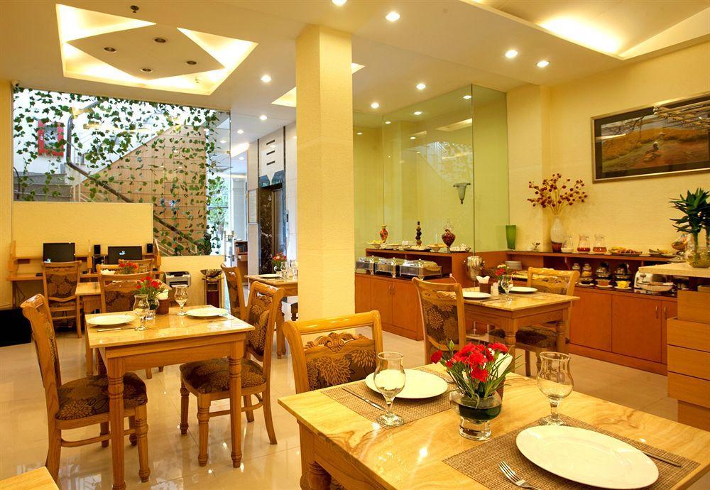 Cherry Central Hotel- Near Opera House Ho Chi Minh-stad Buitenkant foto
