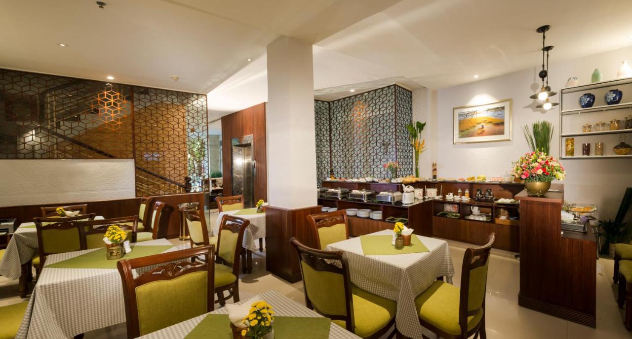 Cherry Central Hotel- Near Opera House Ho Chi Minh-stad Buitenkant foto