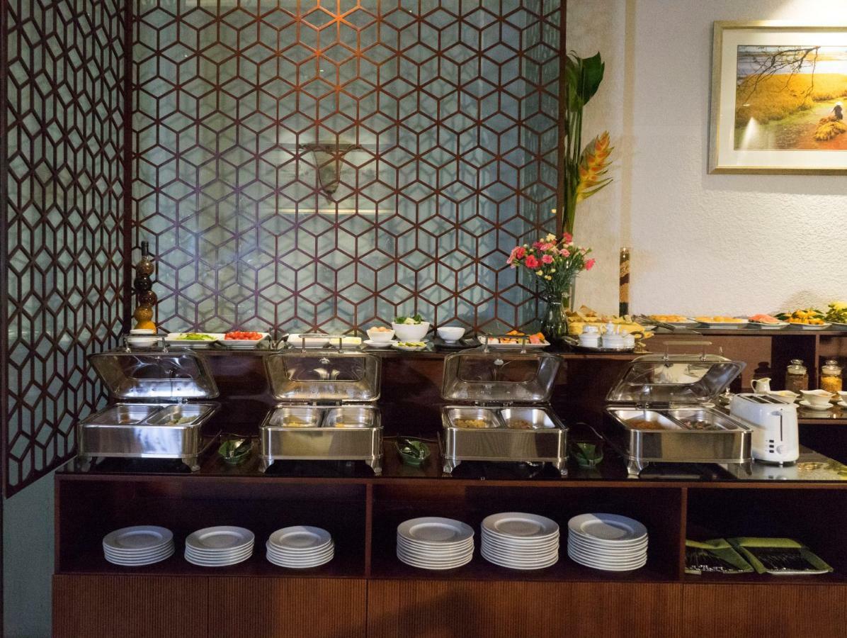 Cherry Central Hotel- Near Opera House Ho Chi Minh-stad Buitenkant foto